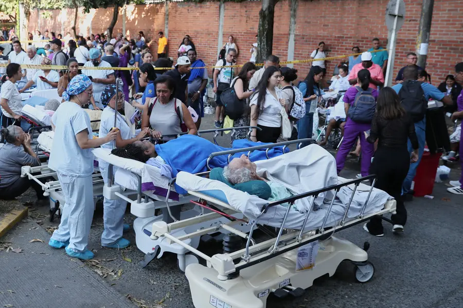 Colombia earthquake kills 241