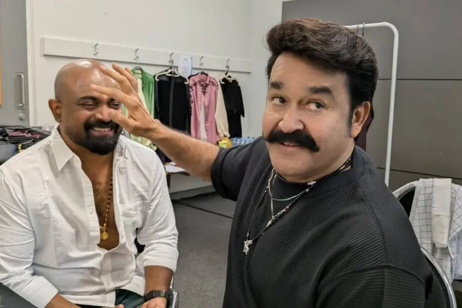 Kalabhavan Shjohn and Mohanlal