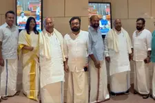 മലയാളിയെന്നതിൽ അഭിമാനമെന്ന് ബ്രിട്ടാസ്; ‘ലുങ്കിവാല’ പരാമർശത്തിൽ മുണ്ടുടുത്ത് പ്രതിഷേധിച്ച് ഖാർഗെയും