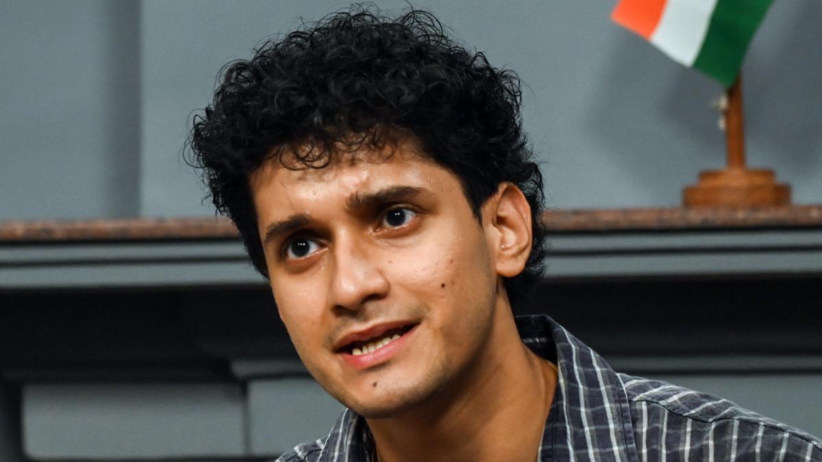 സൗരവ് ദാസിന്റെ വീട്ടിൽ പോലീസ് റെയ്ഡ്; കേന്ദ്ര നിർദേശമെന്ന് ആരോപണം
