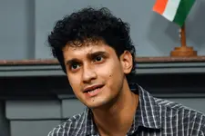 വീട്ടിൽ പോലീസ് റെയ്ഡ് നടത്തിയെന്ന് സൗരവ് ദാസ്; കേന്ദ്രത്തിന്റെ നിർദേശപ്രകാരമെന്നും ആരോപണം