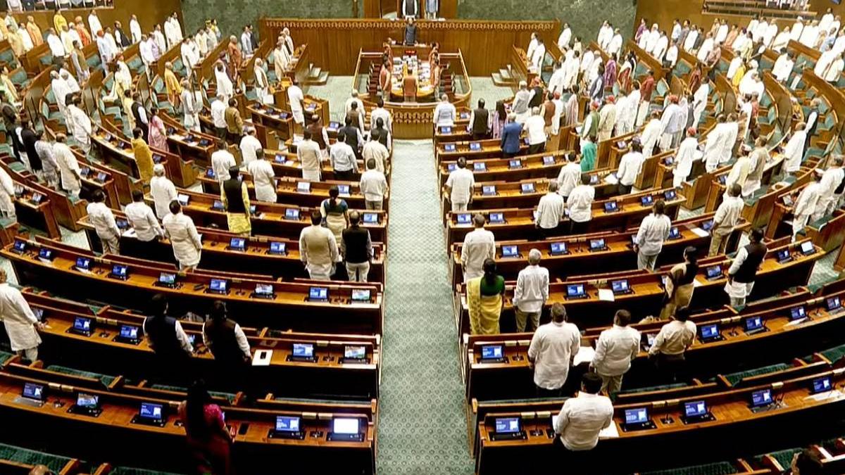വർഷകാല സമ്മേളനം സമാപിച്ചു; ബില്ലുകൾ ചർച്ചകളില്ലാതെ പാസാക്കി