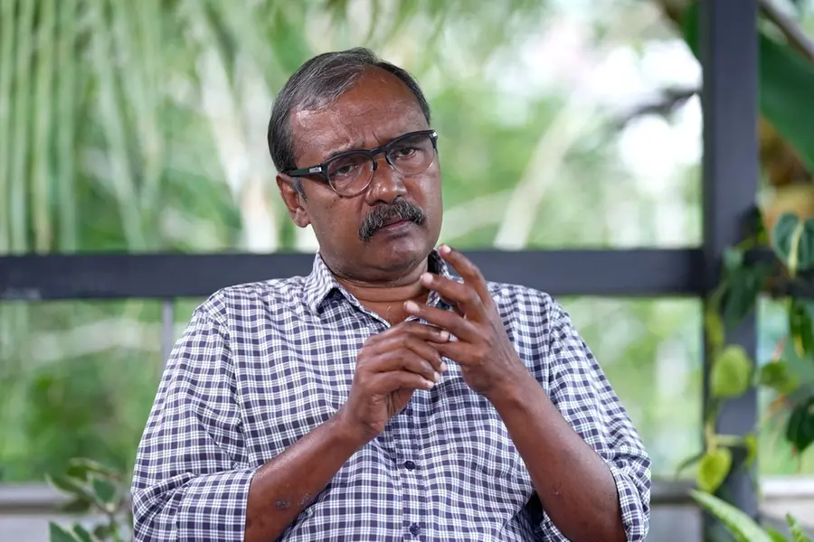 ‘നീയും പണിയനാണോ പോലീസുകാർക്കുണ്ടായ മക്കളാണോ എന്നൊക്കെ ചോദിച്ചായിരുന്നു മർദനം’