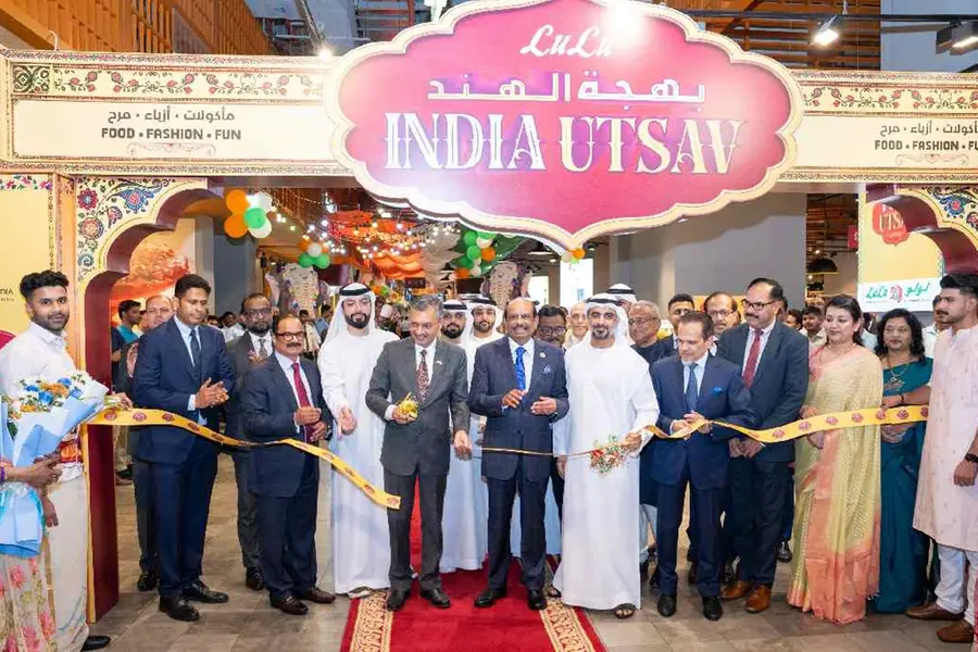ലുലു സ്റ്റോറുകളിൽ ഇന്ത്യ ഉത്സവ് ആരംഭിച്ചു; ഇന്ത്യൻ അംബാസഡർ ഡോ. ദീപക് മിത്തൽ ഉദ്ഘാടനം നിർവ്വഹിച്ചു