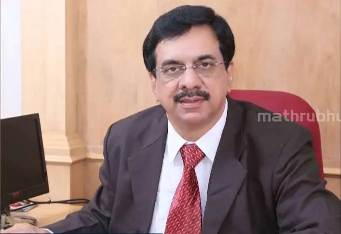 Dr Raju Davis
