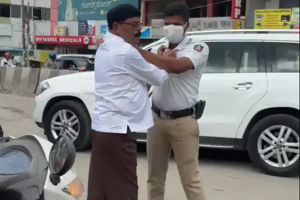JD(S) leader arrested after assaulting traffic cop
