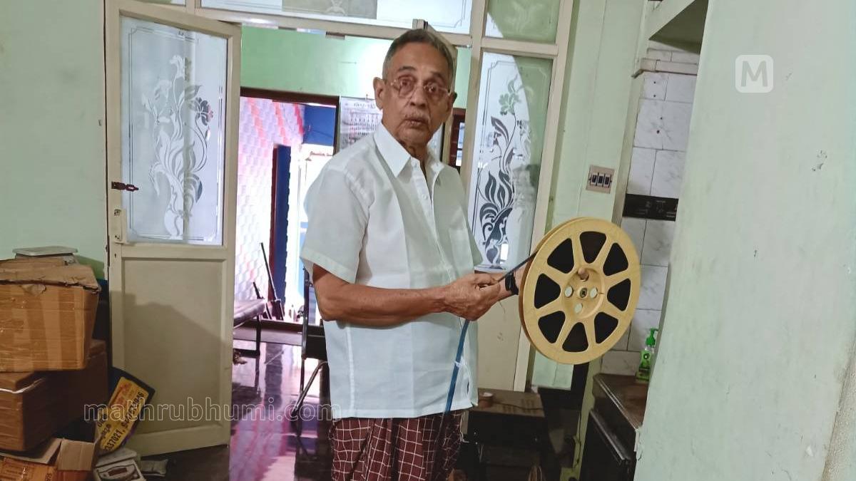 400 മലയാളസിനിമകളുടെ ഒറിജിനൽ പ്രിന്റുകൾ കൈയിലുള്ള ഏകയാൾ പൂനം റഹിം