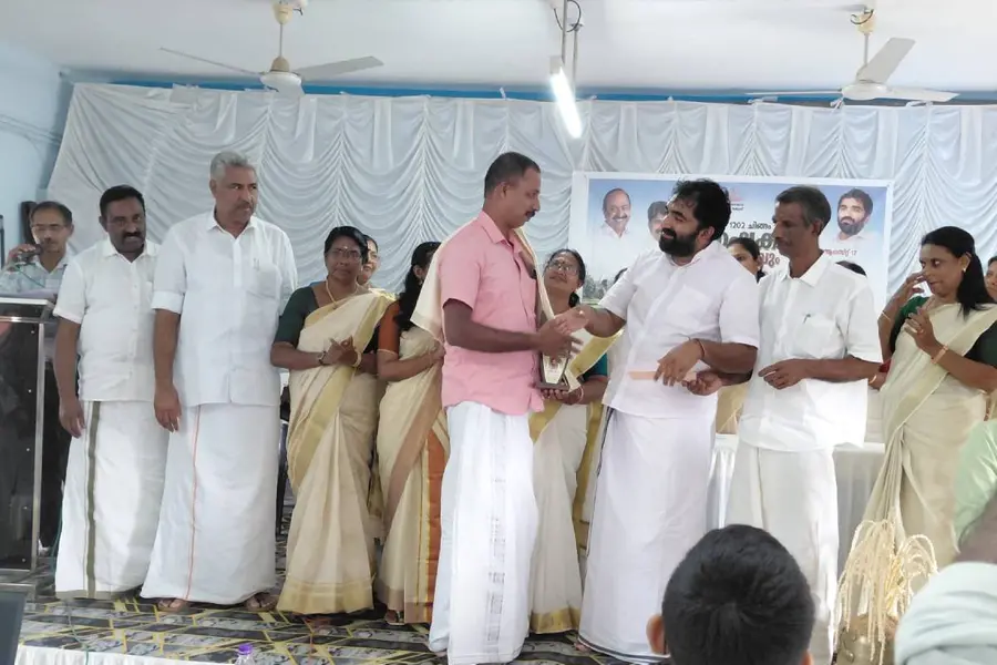 പുതുപ്പള്ളി ഗ്രാമപഞ്ചായത്ത് കൃഷിഭവൻ്റെ യുവകർഷക അവാർഡ് സഞ്ജു ജോസഫ് ചാലിപ്പറമ്പിലിന്