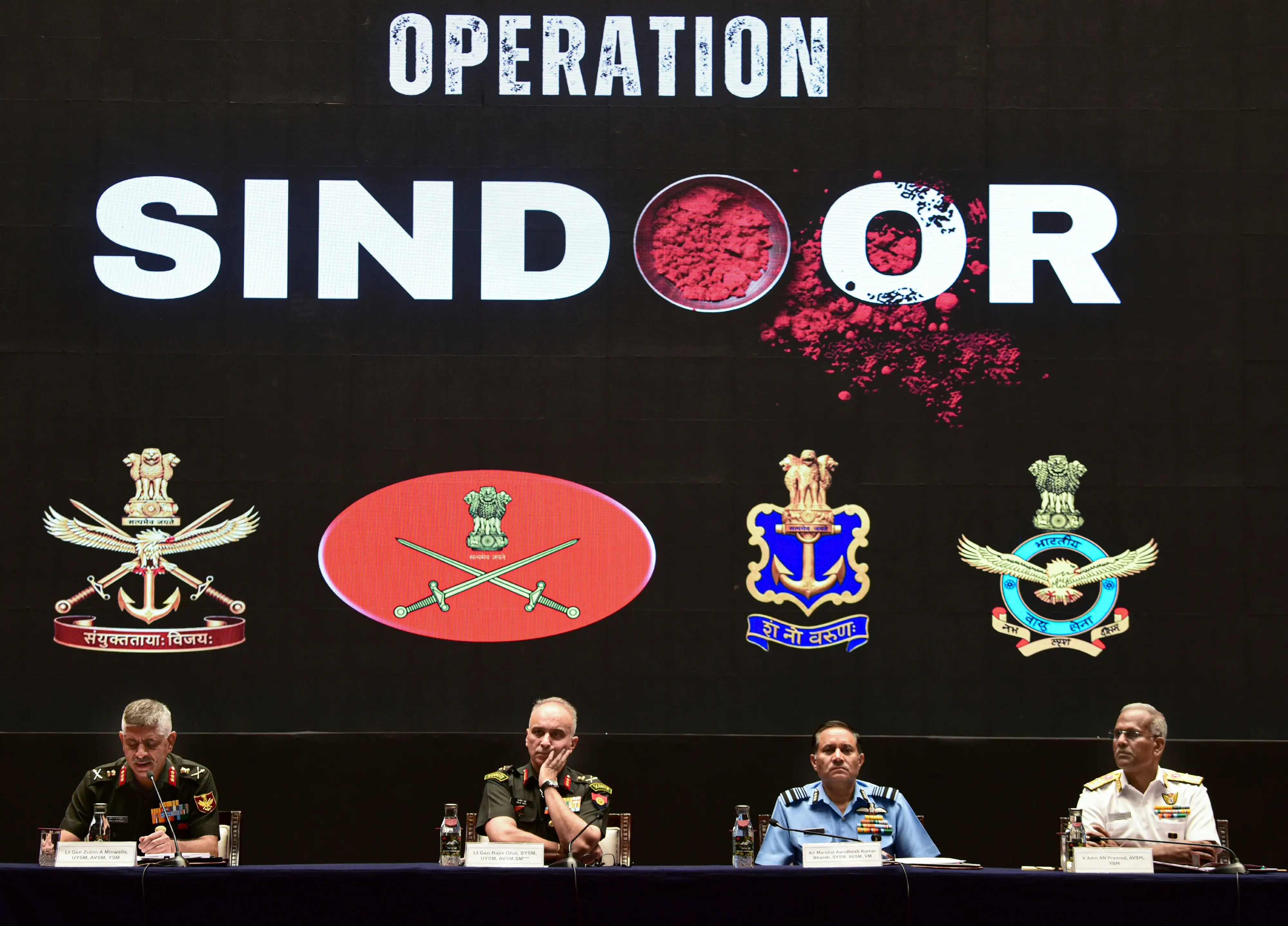 Former Director General of Military Operations (DGMO) Lt Gen Rajiv Ghai, second left, Deputy Chief of Integrated Defence Staff Lt Gen Zubin A Minwalla, left, Air Marshal Awadhesh Kumar Bharati, second right, and Vice Admiral AN Pramod during a joint commanders' conference commemorating the first anniversary of Operation Sindoor, in Jaipur, Rajasthan.| File image: PTI