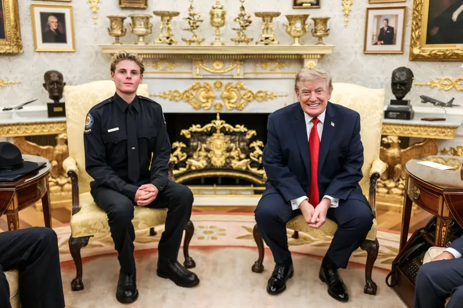 16-year-old California lifeguard Ryder Williams with US President Donald Trump at the White House