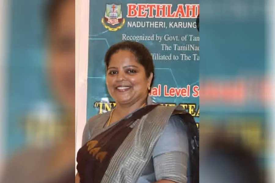 വിദ്യാർഥിനിയുടെ ആത്മഹത്യ: കോളേജ് പ്രിൻസിപ്പൾ അറസ്റ്റിൽ