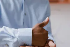 ആംഗ്യഭാഷാ കോഴ്‌സുകൾ അറിയാം; പ്രവേശനയോഗ്യതയും തൊഴിൽ സാധ്യതകളും