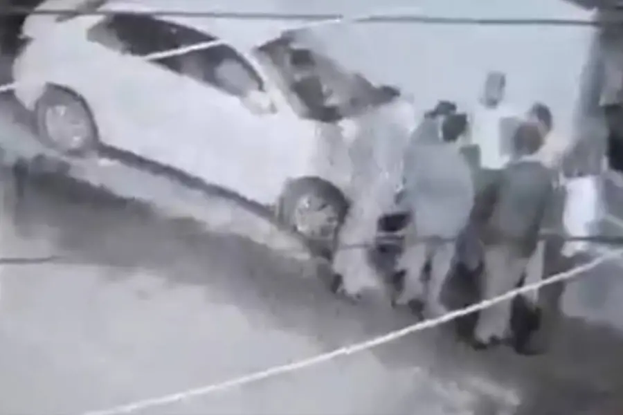 fake_cbi_raid_attempt