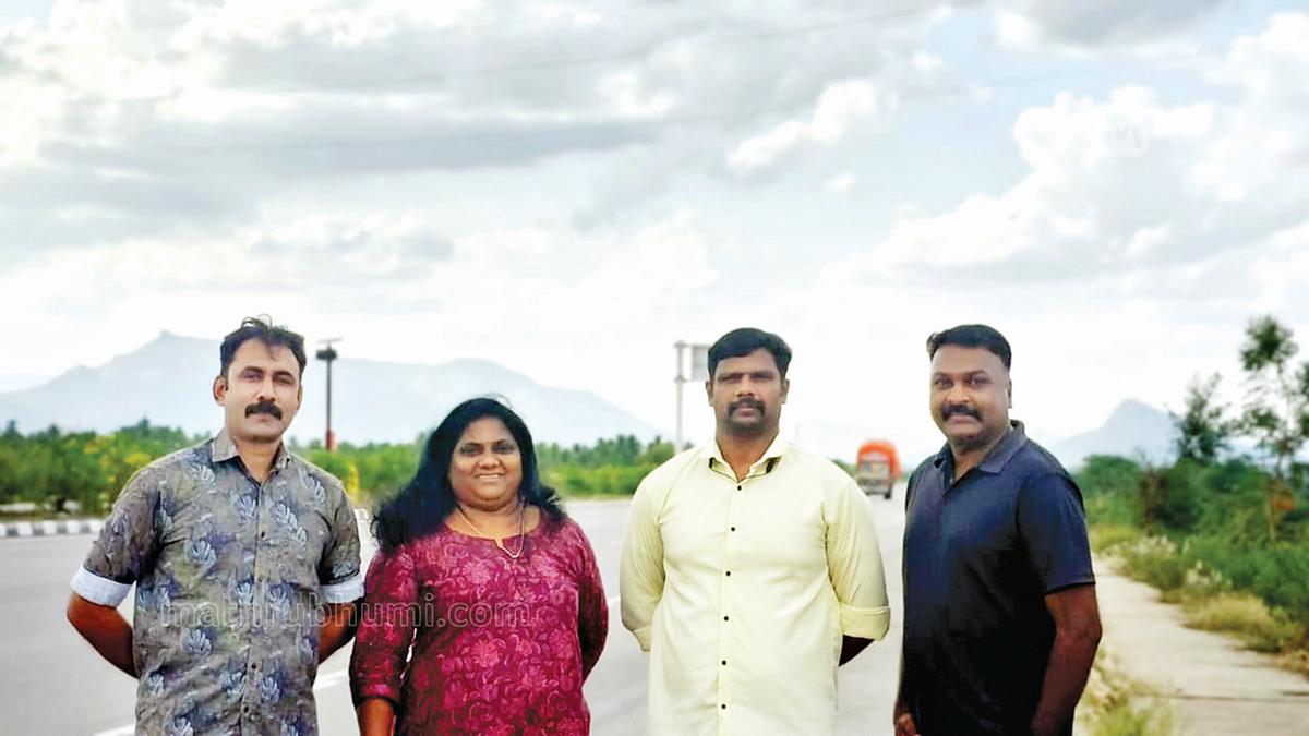 ഒഡിഷ നക്‌സൽ മേഖലയിൽ നിന്ന് കാണാതായ പെൺകുട്ടിയെ കുറുപ്പംപടി പോലീസ് രക്ഷപ്പെടുത്തി