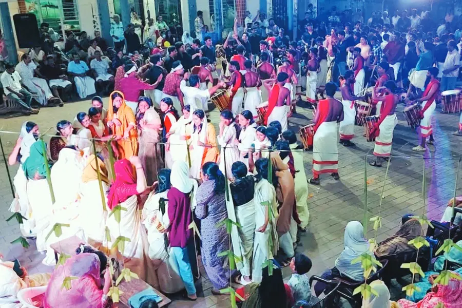 Naqshbandi Sufi community in Kerala exemplifies unity by celebrating Onam, Christmas and Islamic festivals together