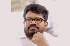 ‘മുസ്ലിംപേരുള്ള CPMകാരെ കാണുമ്പോൾ വെള്ളാപ്പള്ളിക്ക് കലിയുണരും, പദ്മരാജന്റെ ജാമ്യം സർക്കാർ ഒത്തുകളി’