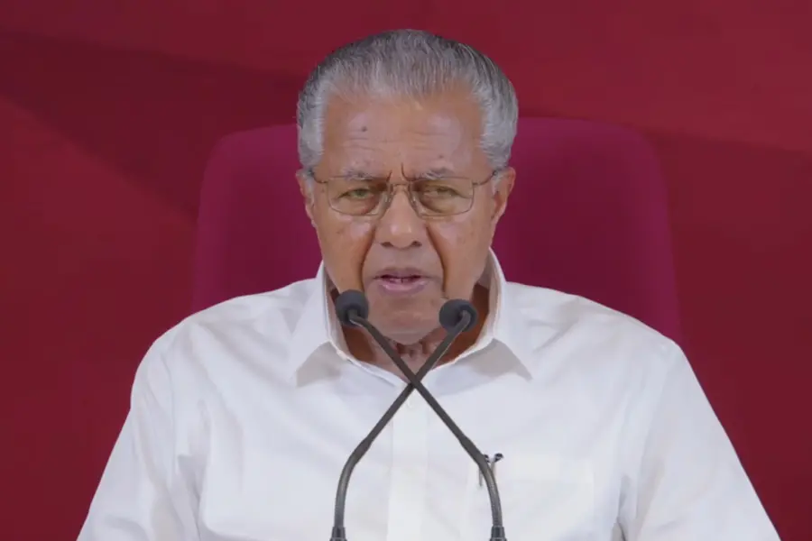 pinarayi-vijayan-press-conference-exalogic.