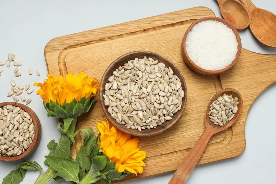 Why should you eat sunflower seeds? 6 health benefits to know