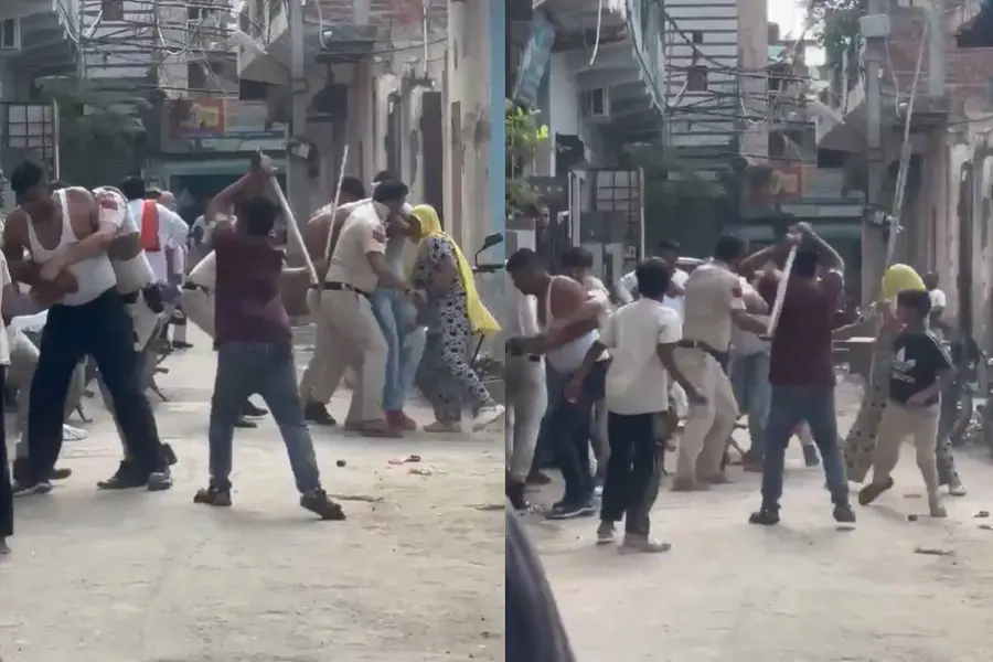 delhi police-attack