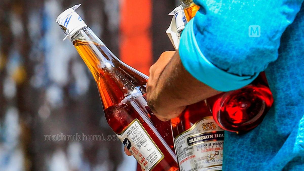 Kerala Records Record Liquor Sales During Onam as Toofan Storm Shifts Consumer Focus from Drugs to Alcohol