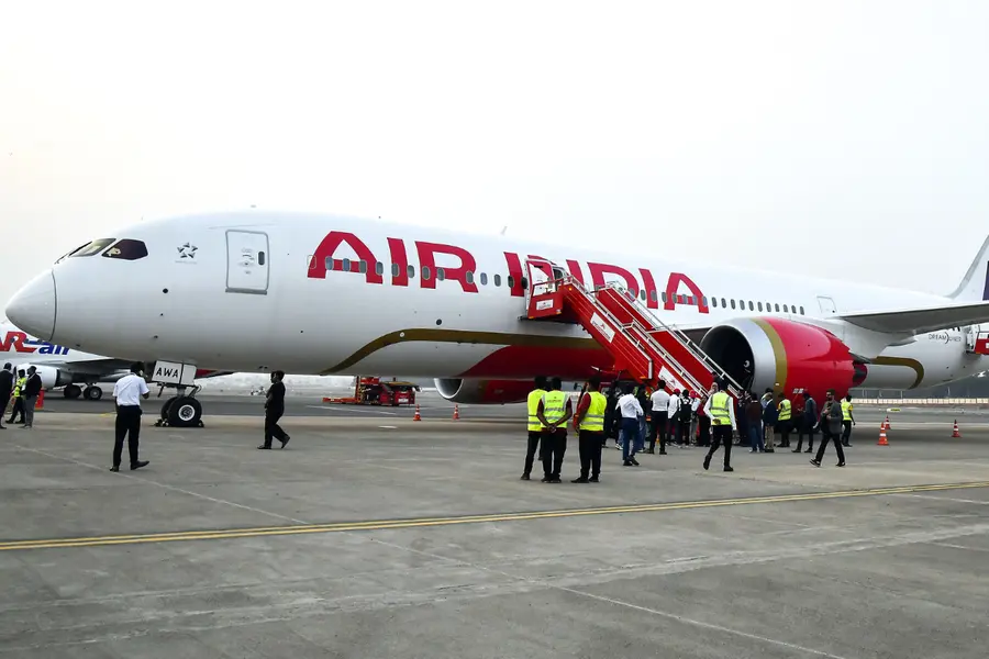 US FAA orders Boeing 787 inspections over fatigue crack risk