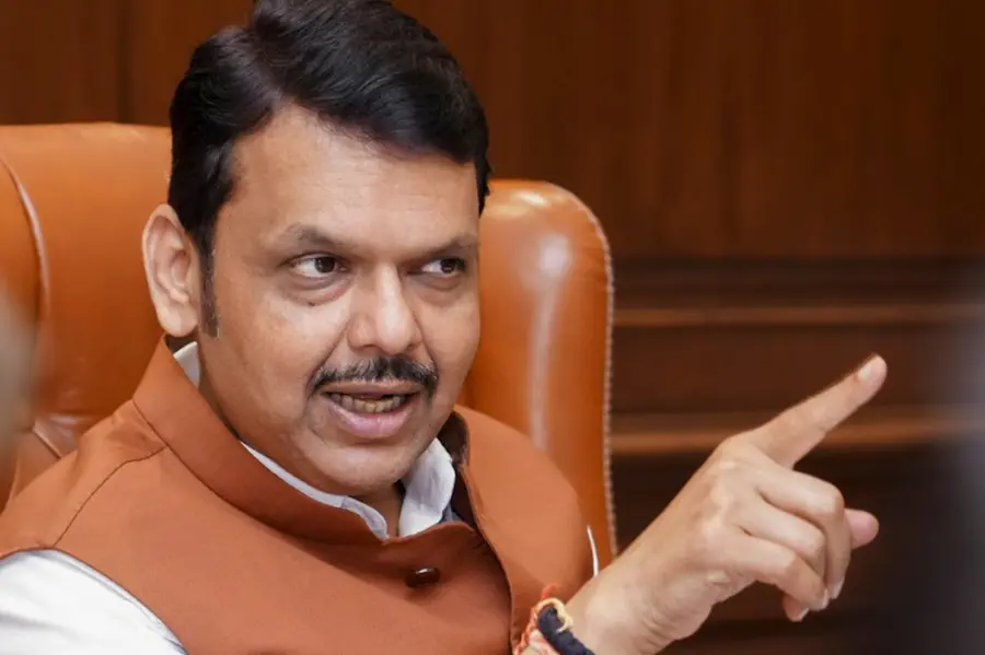 Maharashtra gives auto and taxi drivers one year to learn functional Marathi