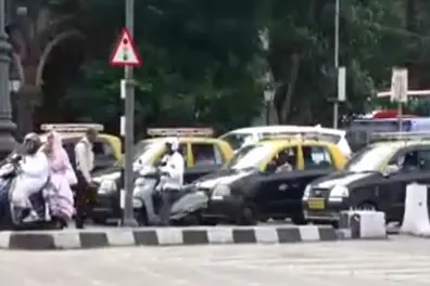 Daily commute to get costlier in Mumbai; Residents criticise MMRTA's fare hike