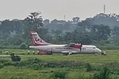 Delhi-Bilaspur flight suffers tyre burst during landing; 41 on board safely evacuated | VIDEO