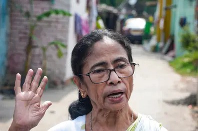 FIR filed against Mamata Banerjee over alleged violation of Calcutta HC order at TMCP rally