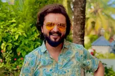 ‘കഴിഞ്ഞ വർഷം വെന്റിലേറ്ററിൽ, ഇത്തവണ വീട്ടിലുണ്ട്; രാജേഷ് ഇപ്പോഴും കിടപ്പിൽ, തെറാപ്പികൾ നടക്കുന്നു’