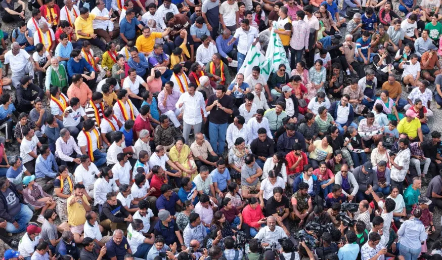 Protestors at Lalbagh | Photo: X/Tejasvi_Surya