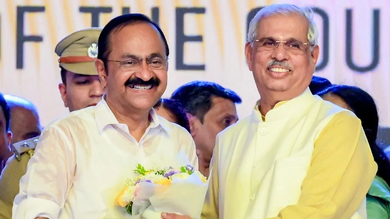 Kerala CM V D Satheesan with Governor Rajendra Arlekar | File Photo: PTI