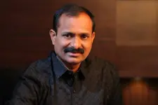 ‘ചായ വാങ്ങാൻ ലോണെടുക്കണം, 25 രൂപയുടെ പോപ്കോണിന് 300 രൂപവരെ’; തിയേറ്ററിലെ അമിത വിലയ്ക്കെതിരെ മേയർ