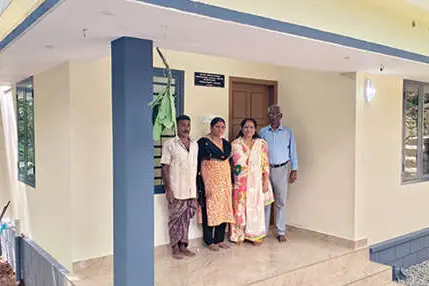 നിത്യയ്ക്കും കുടുംബത്തിനും സ്വപ്നഭവനം