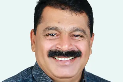 സ്‌കൂളിന് തീവണ്ടിവേഗത്തിൽ വികസനക്കുതിപ്പ്; ജോഷി സാറിനെ തേടി അധ്യാപക പുരസ്കാരം