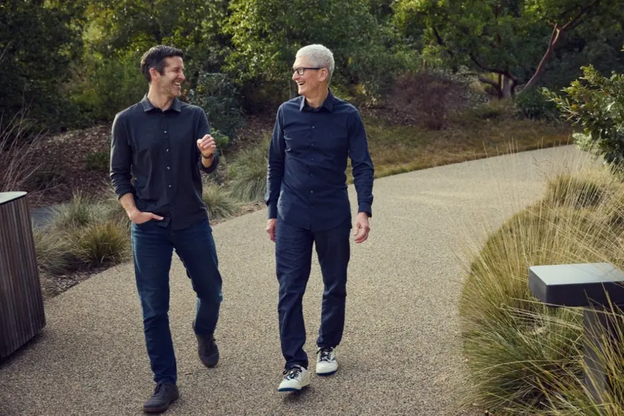 Apple Tim Cook John Ternus