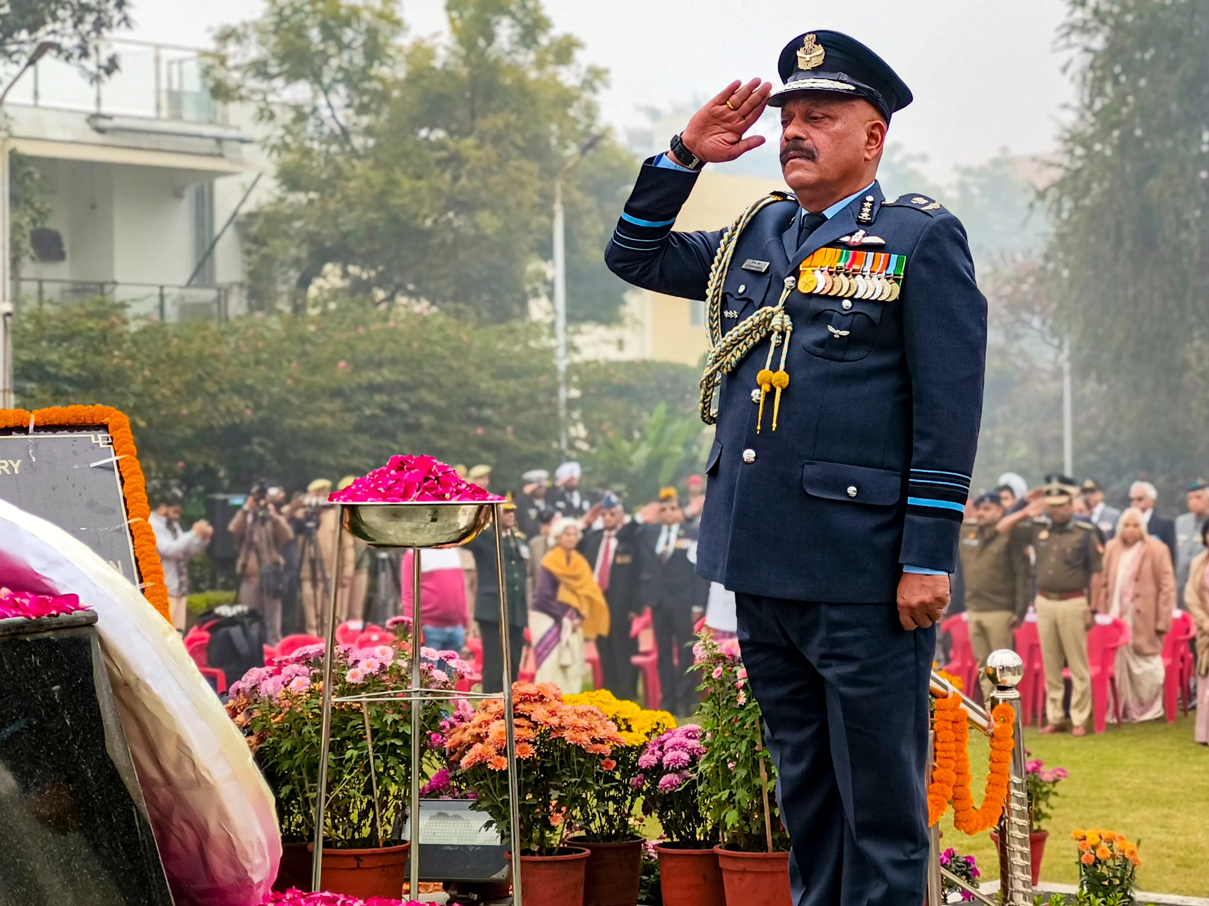 Jeetendra Mishra pays tribute to martyrs during a 'Vijay Diwas' programme at Shaheed Smarak, in Noida | Photo: PTI