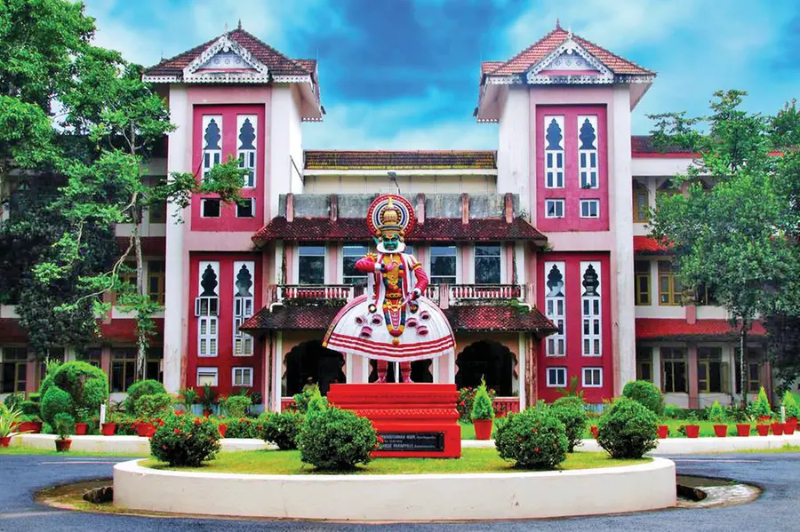 20% ഫ്ലെക്സിബിൾ സിലബസ് നടപ്പാക്കും; പാഠ്യപദ്ധതിയിൽ വൻ അഴിച്ചുപണിയുമായി CUSAT