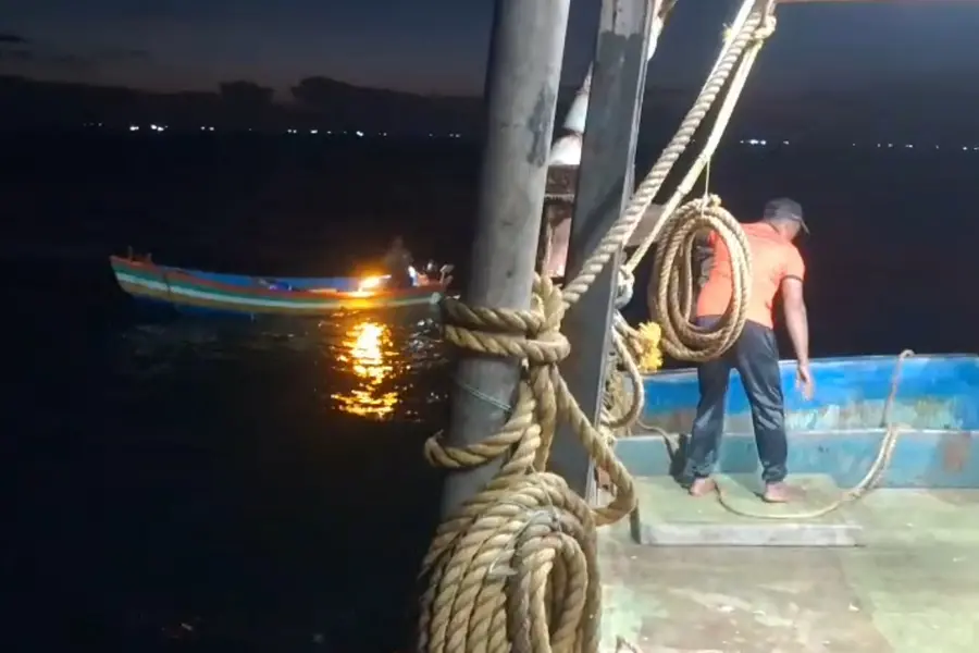 Vizhinjam Fishing Boat Rescue