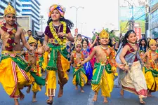 നഗരവീഥികൾ കീഴടക്കി ഉണ്ണിക്കണ്ണന്മാർ; സംസ്ഥാനത്തുടനീളം വർണാഭമായ ശ്രീകൃഷ്ണ ജയന്തി ശോഭായാത്രകൾ