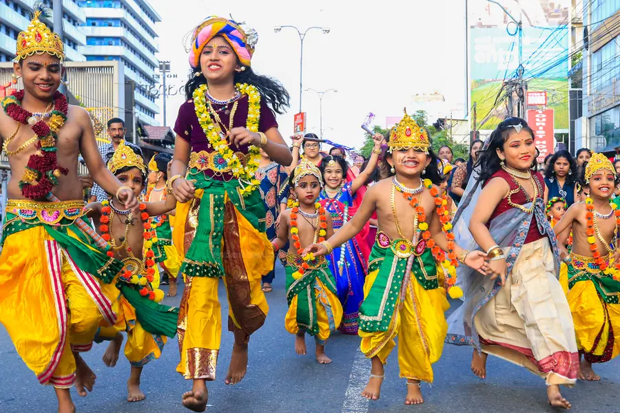 നഗരവീഥികൾ കീഴടക്കി ഉണ്ണിക്കണ്ണന്മാർ; സംസ്ഥാനത്തുടനീളം വർണാഭമായ ശ്രീകൃഷ്ണ ജയന്തി ശോഭായാത്രകൾ