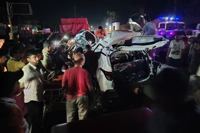 Horrific accident in Thrissur as car rams into parked lorry; 8 TN students meet tragic end