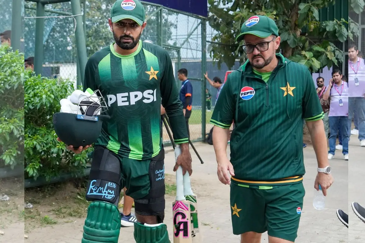 Babar Azam and Mike Hesson | File Photo: PTI