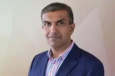 അഡോബിയുടെ തലപ്പത്തേക്ക് വീണ്ടുമൊരു ഇന്ത്യക്കാരൻ; ശന്തനു നാരായണിന് പിൻഗാമിയായി അനിൽ ചക്രവർത്തി!