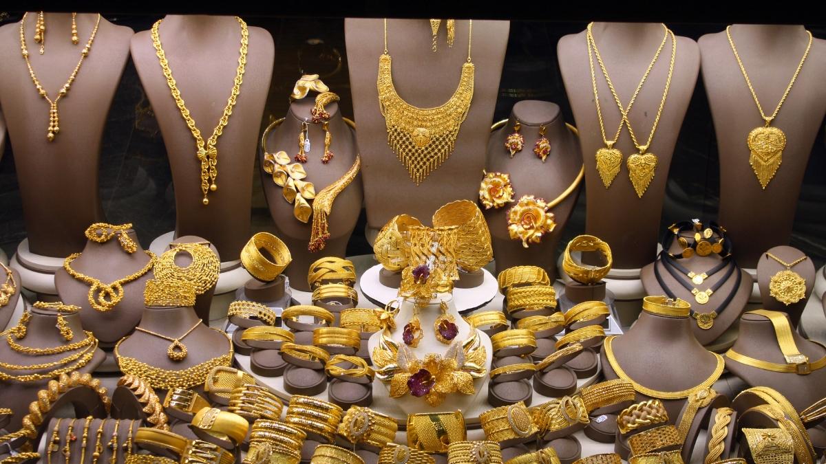 Today's (05.09.2026) gold prices: Know city-wise rates and what they mean for buyers, investors