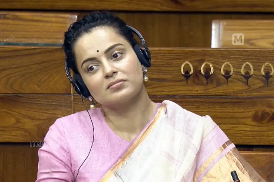 ‘ഒന്നിനുംകൊള്ളാത്ത മടിയന്മാർ’; സർക്കാർ പണം ദുരുപയോഗം ചെയ്തതിന് ഉദ്യോഗസ്ഥരോട് പൊട്ടിത്തെറിച്ച് കങ്കണ