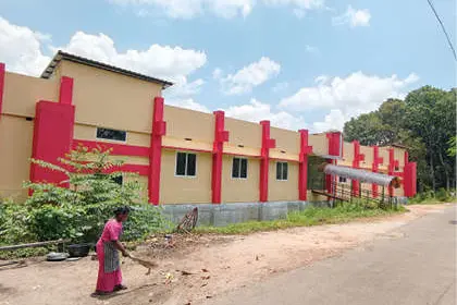 വാടകക്കെട്ടിടത്തിൽനിന്ന് രക്ഷയില്ലാതെ അഗ്നിരക്ഷാസേന