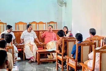 കൊല്ലം-തിരുമംഗലം ദേശീയപാത പുനരുദ്ധാരണം ഭൂമി ഏറ്റെടുക്കൽ സാധ്യത പരിശോധിക്കും