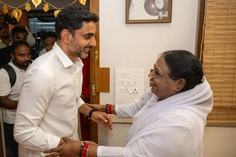 ആന്ധ്രാപ്രദേശ് ഐടി മന്ത്രി നര ലോകേഷ് അമൃതപുരി സന്ദർശിച്ചു