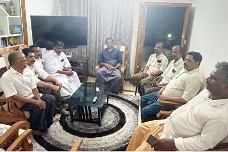 പാലക്കുഴ ഉദയപ്പാറയിൽ മണ്ണെടുപ്പ് തടയാൻ രാത്രികാവൽ